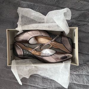 Pewter Fish Skin Kitten Heel